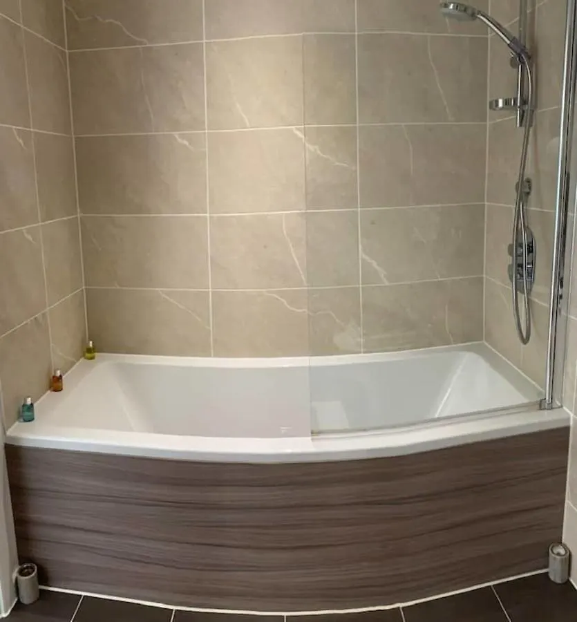 Stylish And Chic 1 Bedroom Apartment In Canning Town London