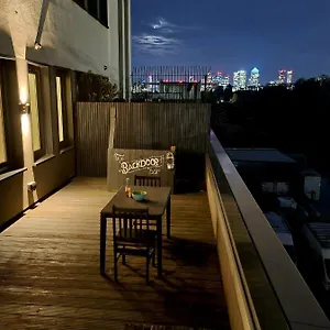 Apartment Executive E15 & Exclusive Terrace Views Of, London